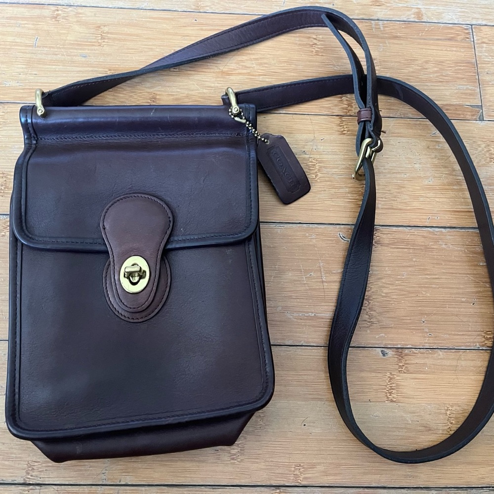 vintage Coach Murphy crossbody bag in mahogany brown leather and brass hardware